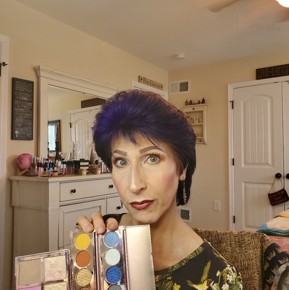 Meet your Posher, Gini - Picture 2 of 7